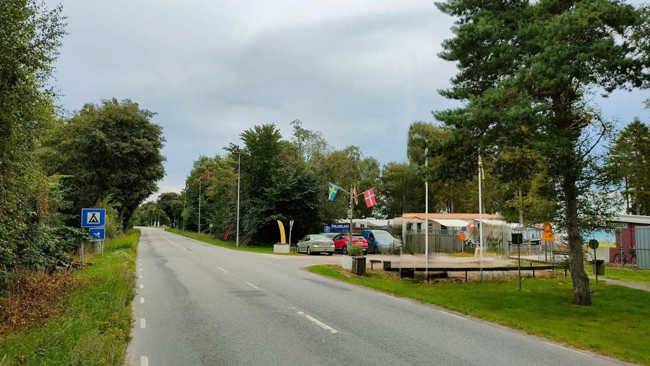 Riksväg 9 vid infarten till Skateholms Camping